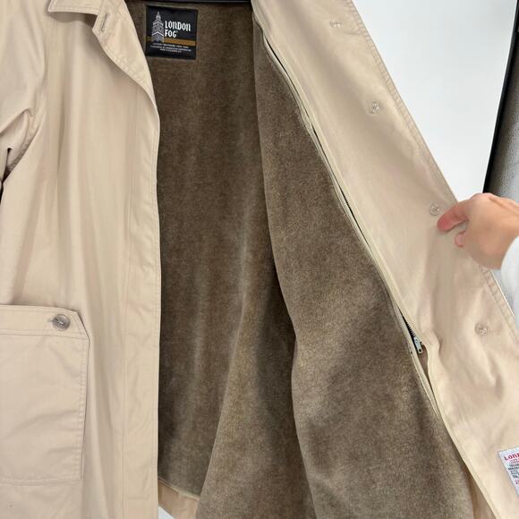 London Fog Beige Removable Liner Short Trench Coat Jacket Size 18 Outdoors - Picture 4 of 7
